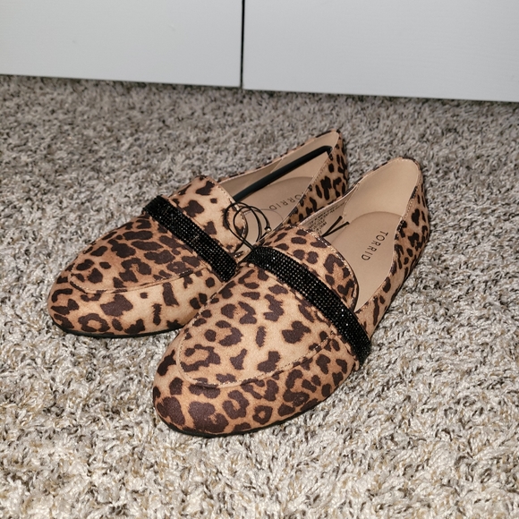 torrid Shoes - Torrid Leopard Rhinestone Emb Band Loafer